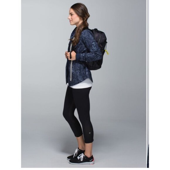 Lululemon Spring Forward Jacket Hoodie Shell Pocket Full Zip Lightweight Blue 6 - Picture 7 of 16